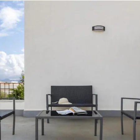 Pozzillo House Ferienhaus *